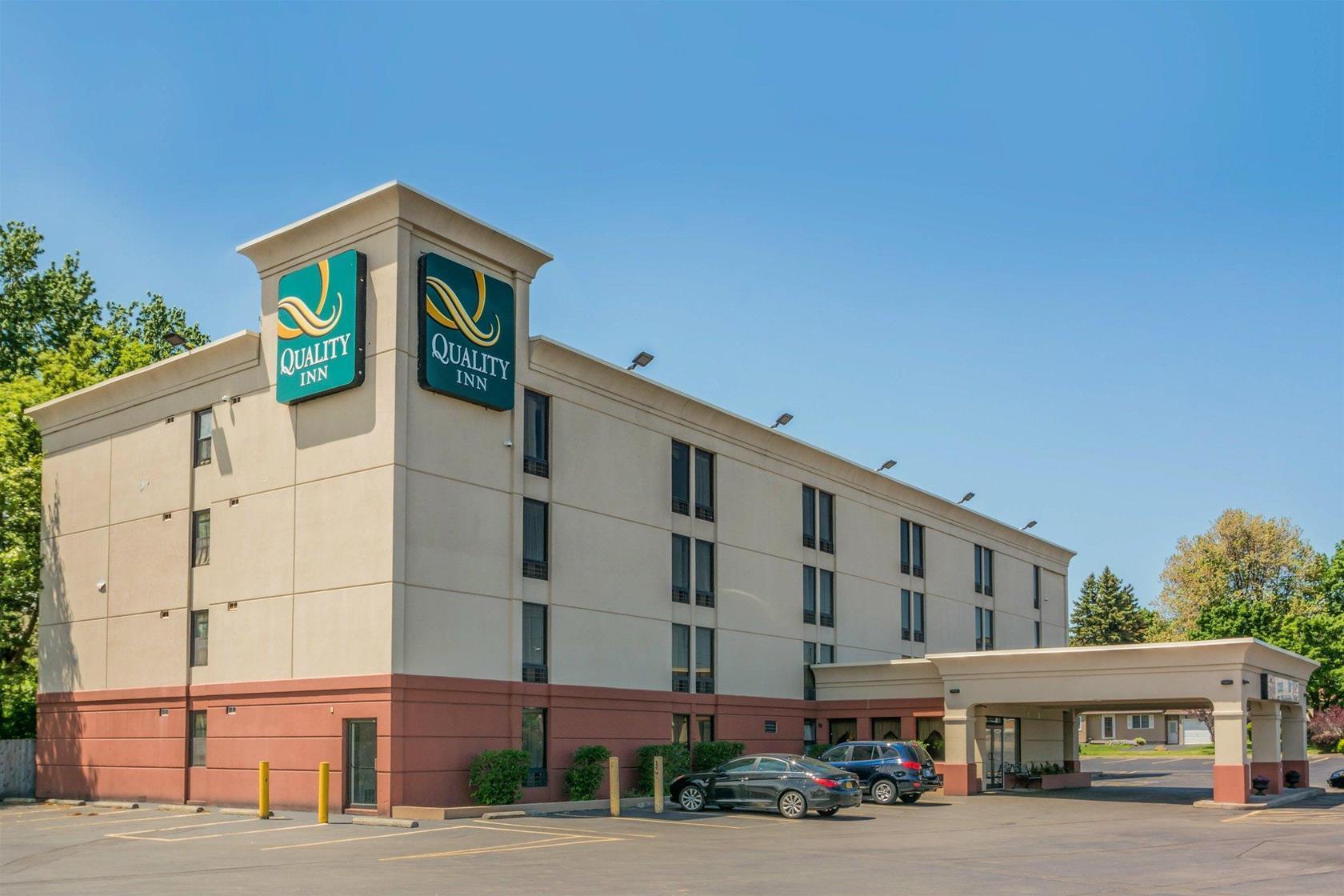 Comfort Inn & Suites Liverpool - Syracuse North Екстер'єр фото