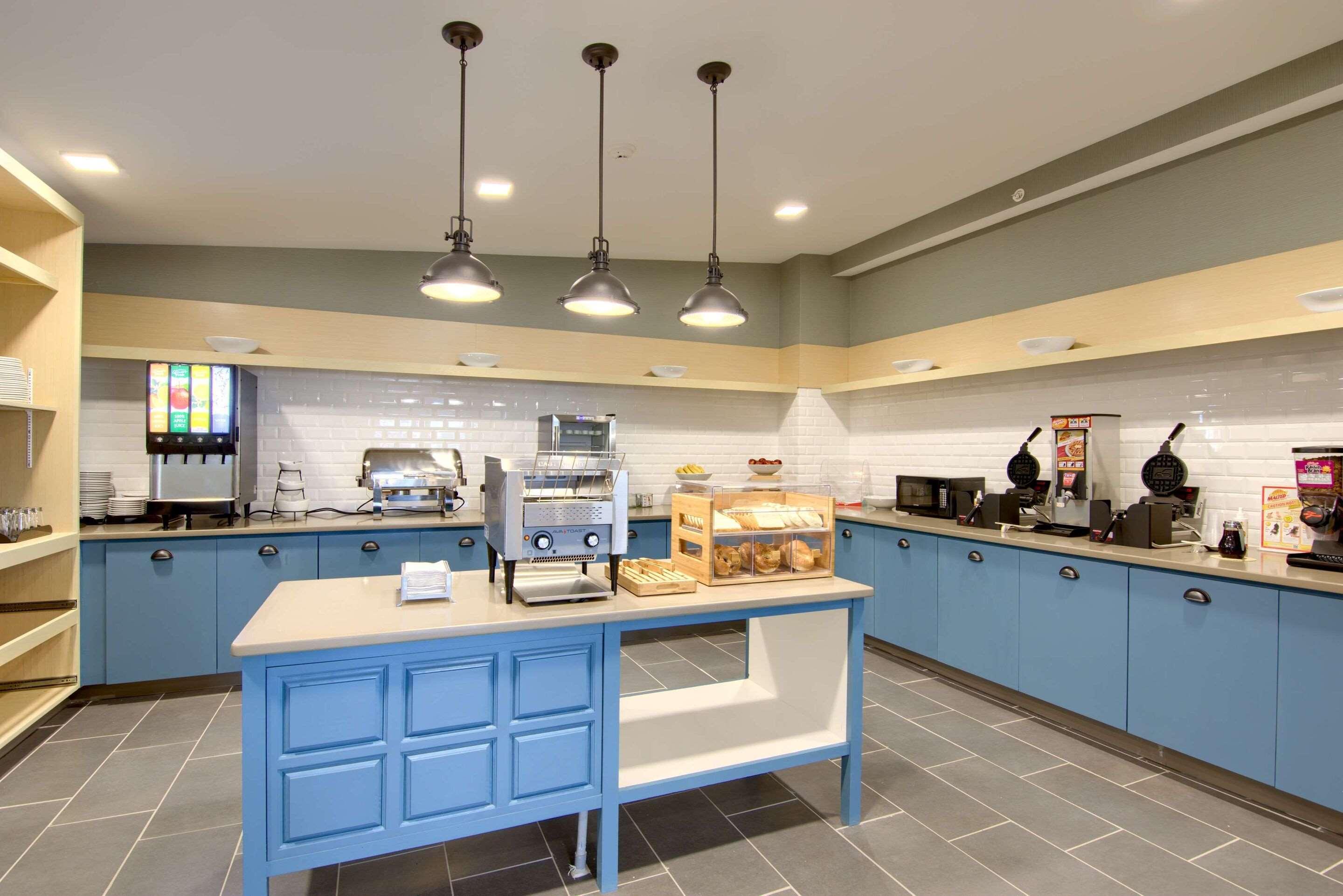 Comfort Inn & Suites Liverpool - Syracuse North Екстер'єр фото