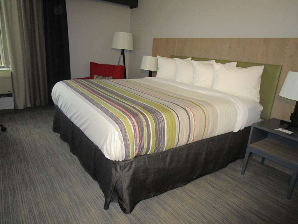 Comfort Inn & Suites Liverpool - Syracuse North Номер фото